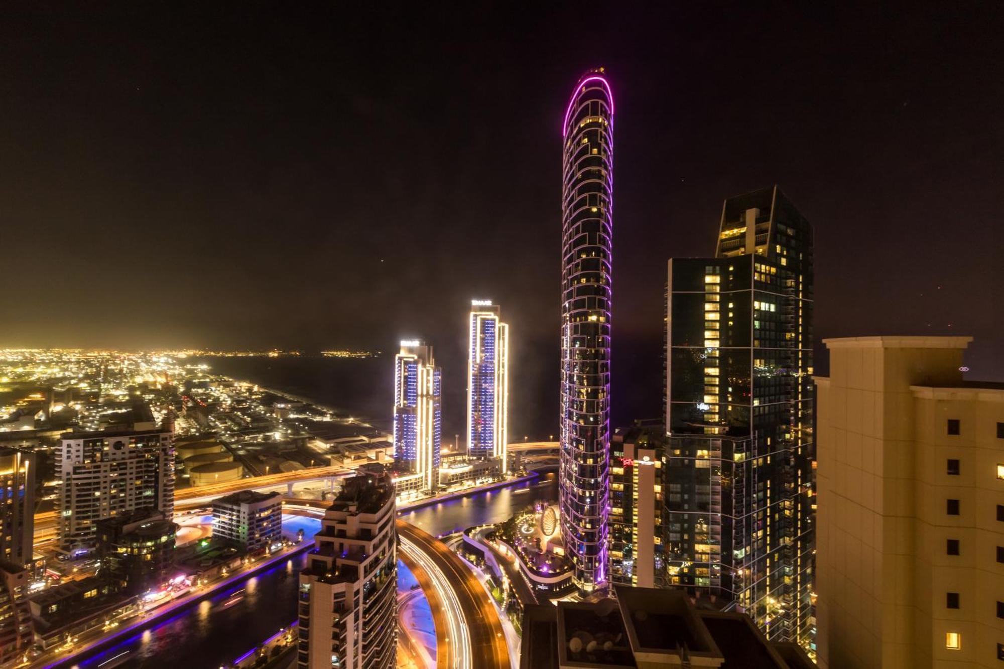 The Premium Jbr Sea View Luxury Suite Awarded "Traveller Award 2025" Dubai Eksteriør billede