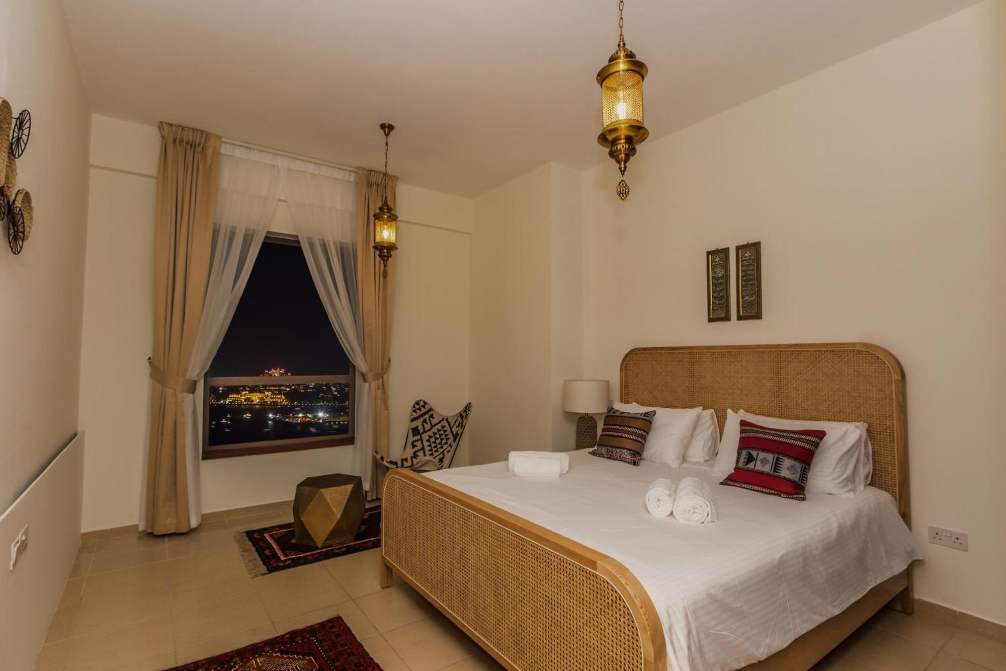 The Premium Jbr Sea View Luxury Suite Awarded "Traveller Award 2025" Dubai Eksteriør billede